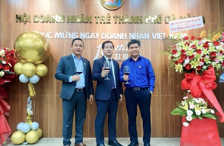 Ngày Doanh Nhân Việt Nam: Tôn Vinh Sáng Tạo - Vẻ Đẹp Tri Thức